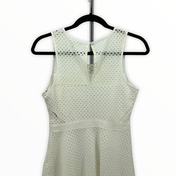 Jack BB Dakota Ziva Eyelet White Dress Sleeveless NWT size 2 - Picture 7 of 15